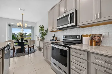 11301 Beach Walk Way NE St Petersburg FL 33716