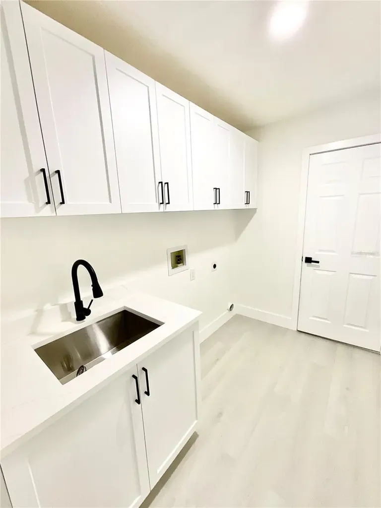 1307 Belcher Drive Tarpon Springs FL 34689