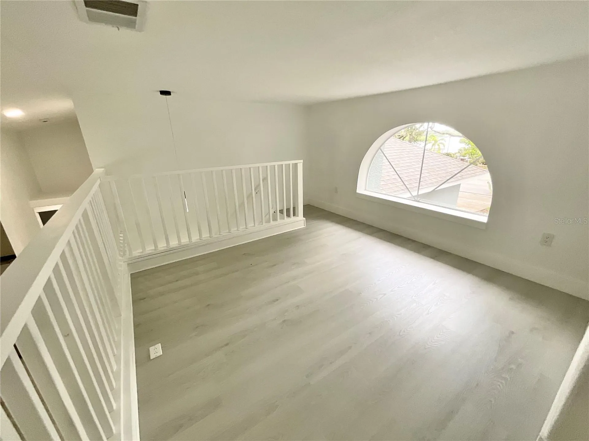 1307 Belcher Drive Tarpon Springs FL 34689
