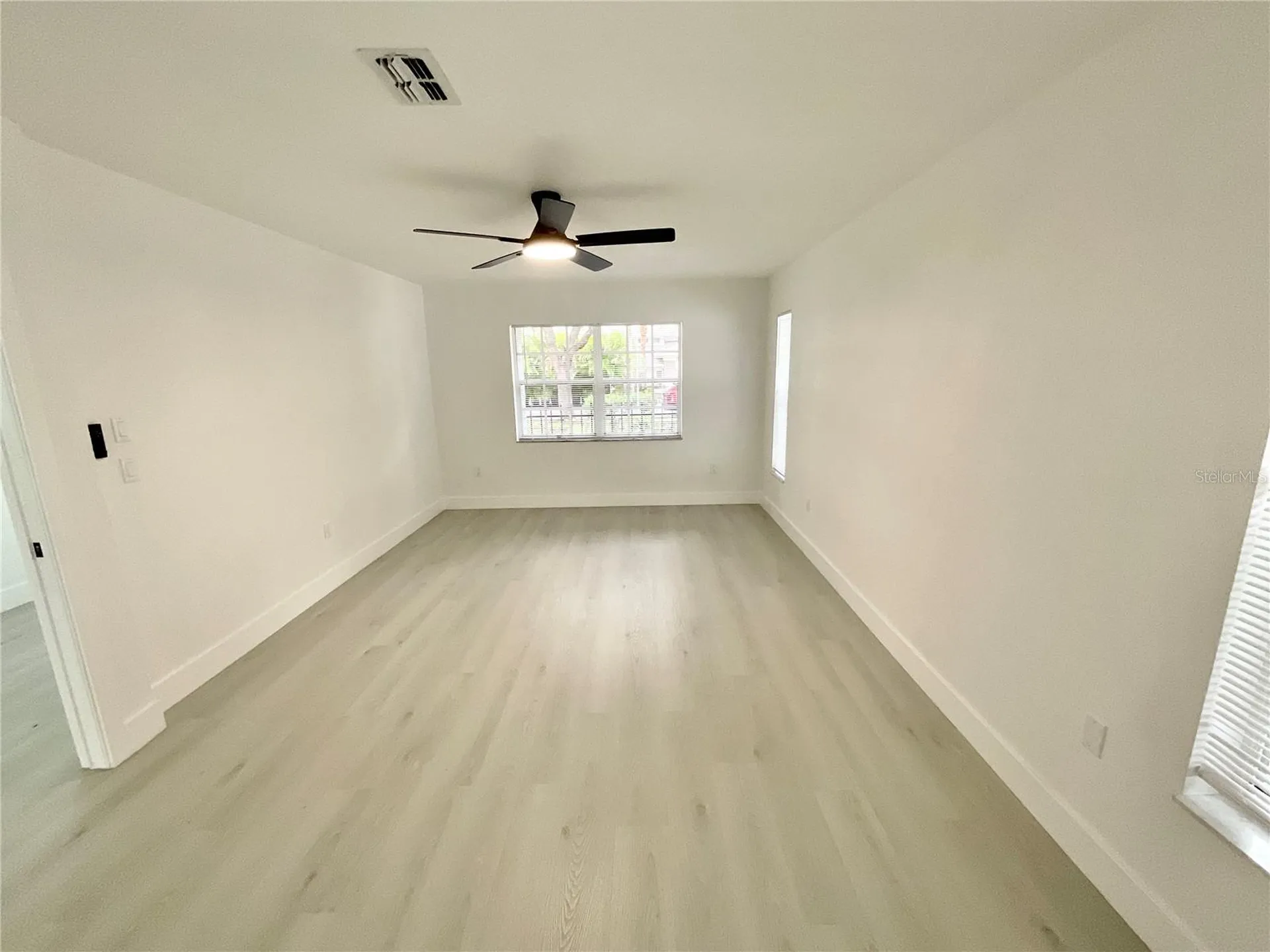 1307 Belcher Drive Tarpon Springs FL 34689