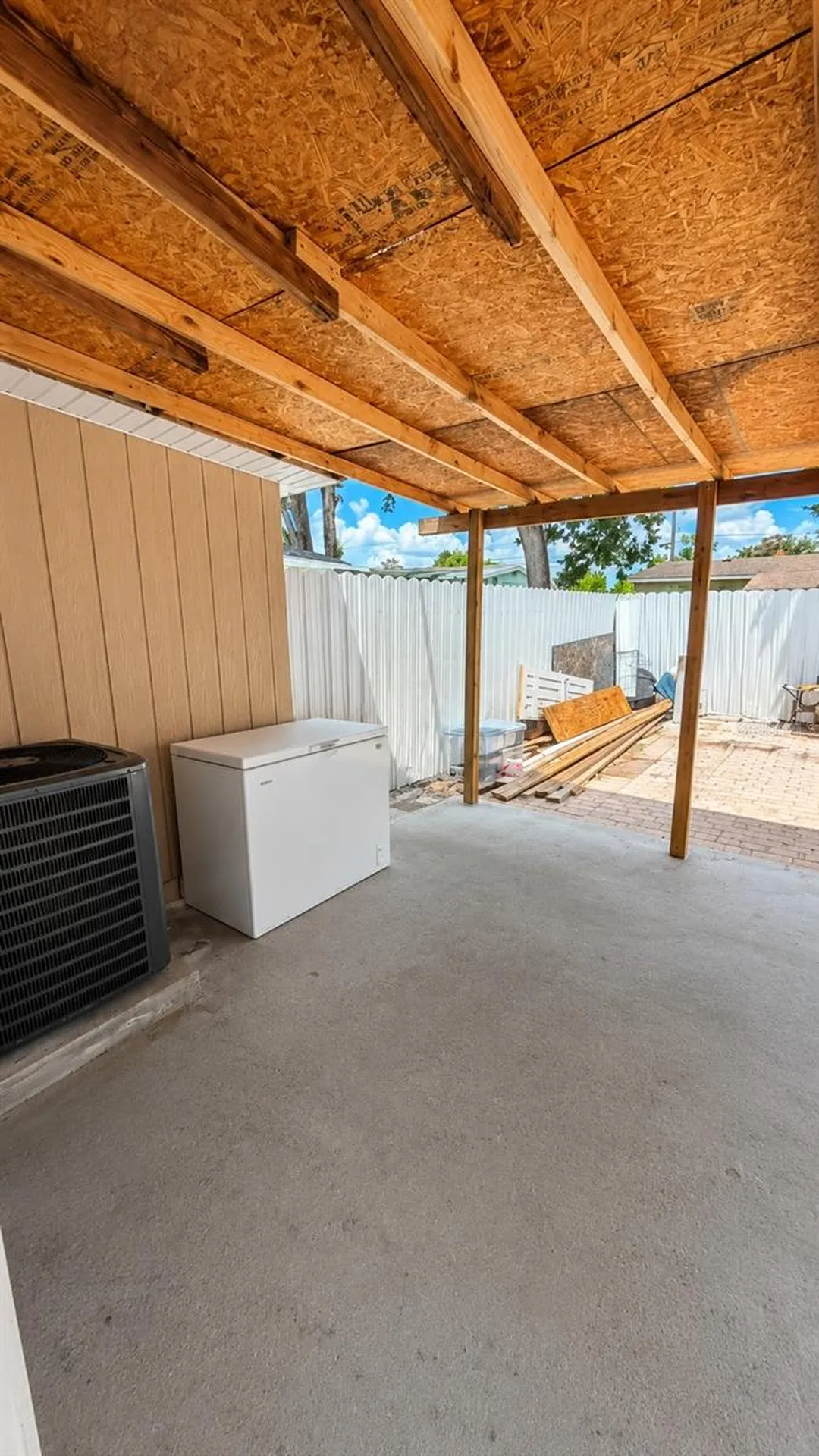 11105 N 22nd Street Tampa FL 33612