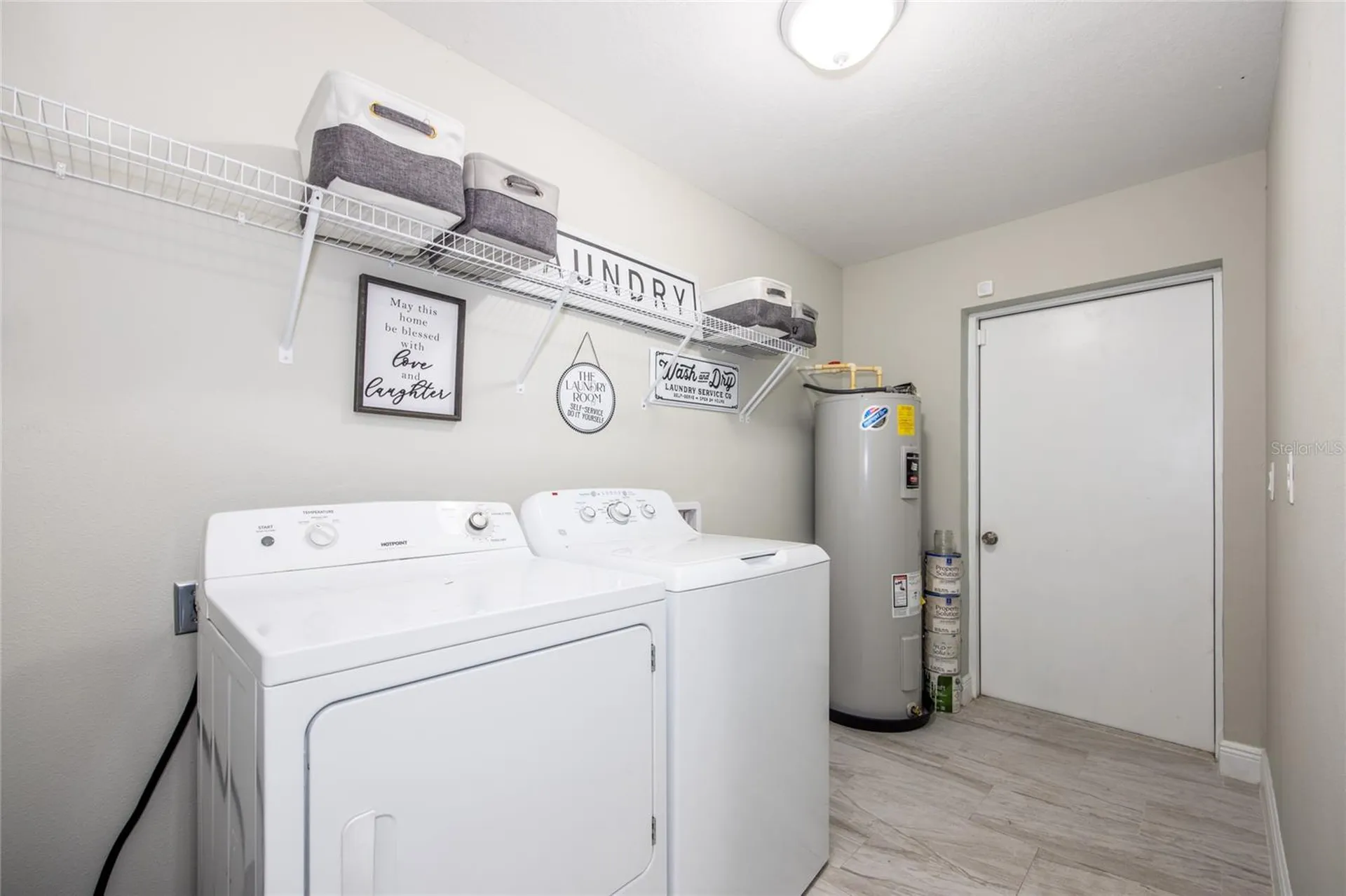 811 Hoffman Boulevard Tampa FL 33612