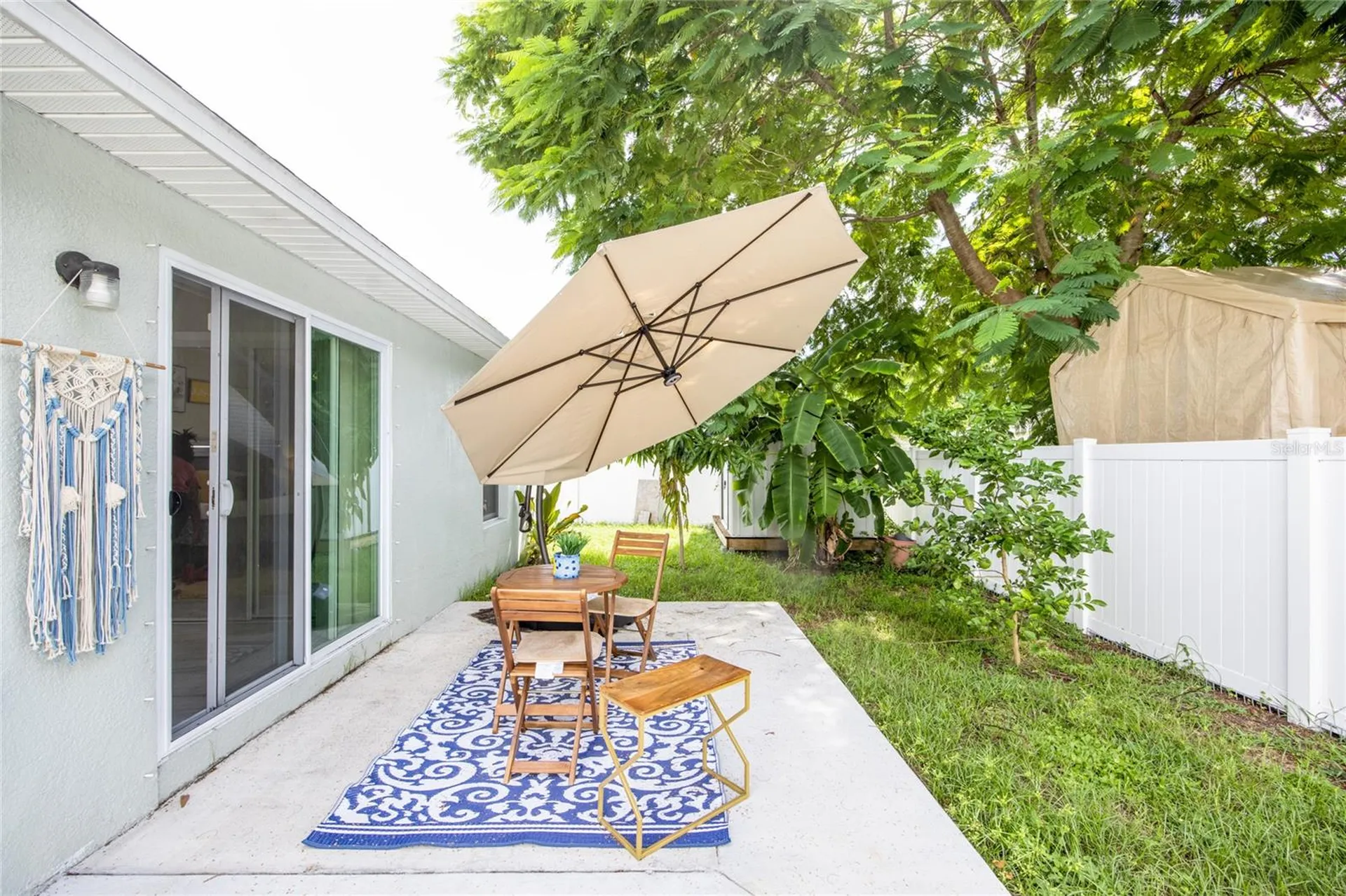 811 Hoffman Boulevard Tampa FL 33612