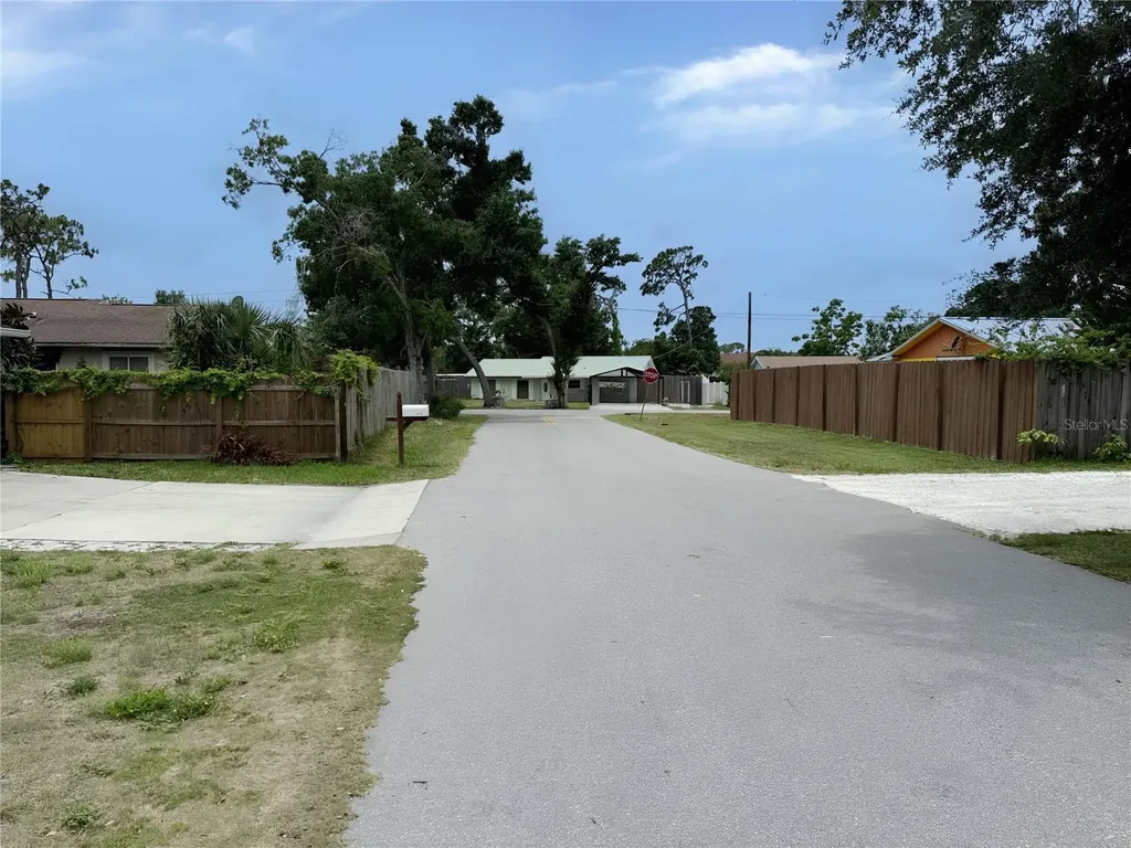 4710 Hoxie Lane Sarasota FL 34233