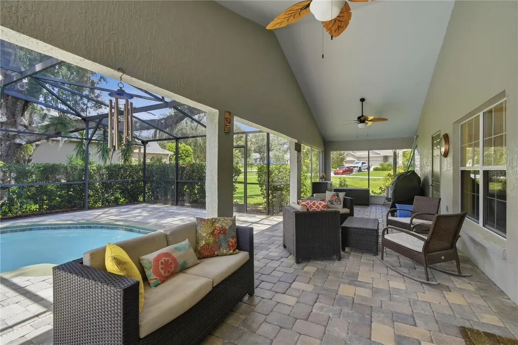 23354 Oak Prairie Circle Sorrento FL 32776