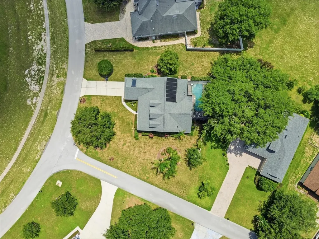 23354 Oak Prairie Circle Sorrento FL 32776