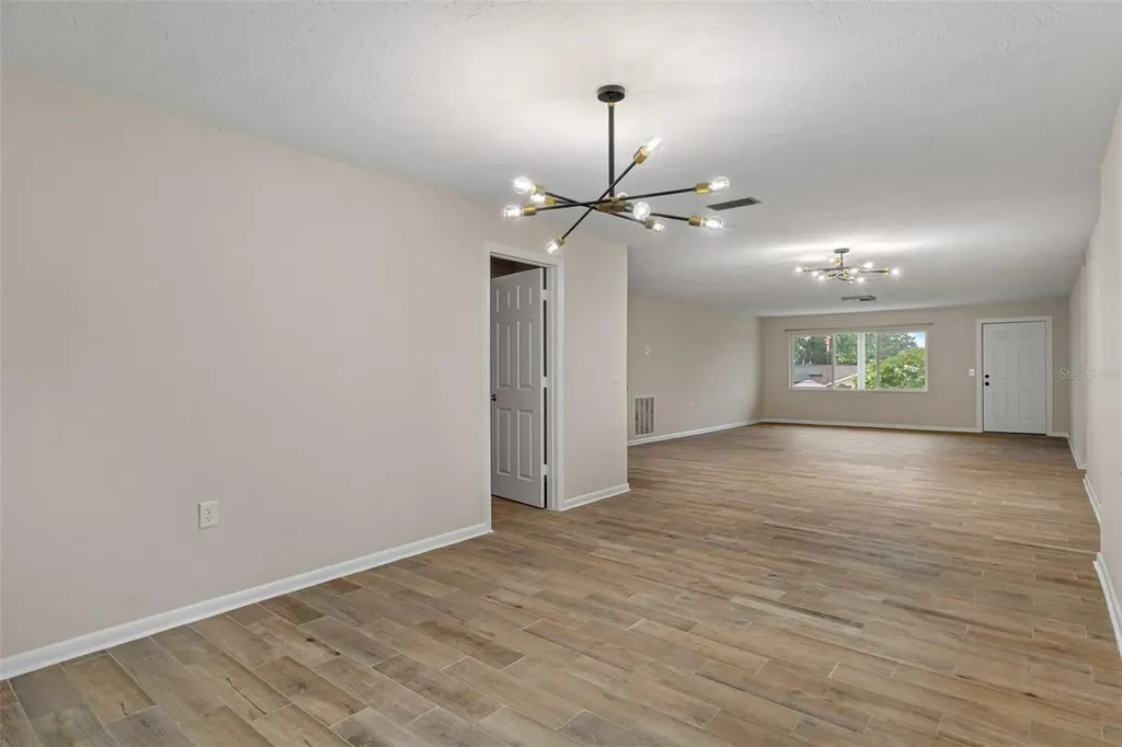 211 S Davis Street Beverly Hills FL 34465