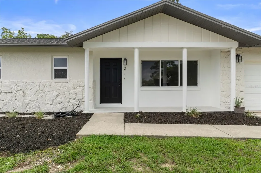 211 S Davis Street Beverly Hills FL 34465