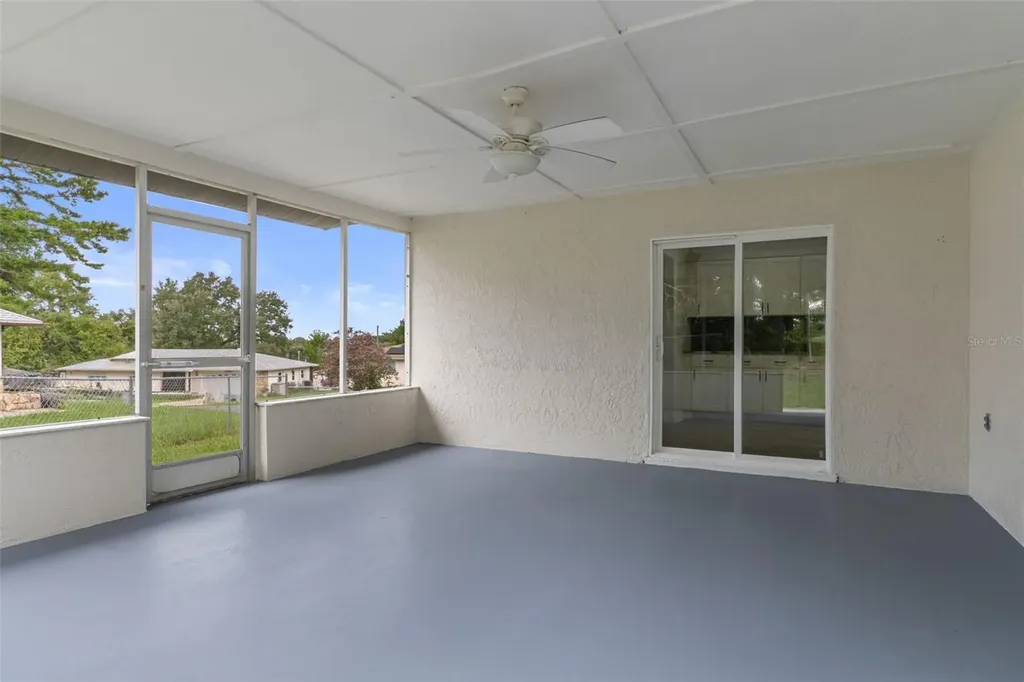 211 S Davis Street Beverly Hills FL 34465