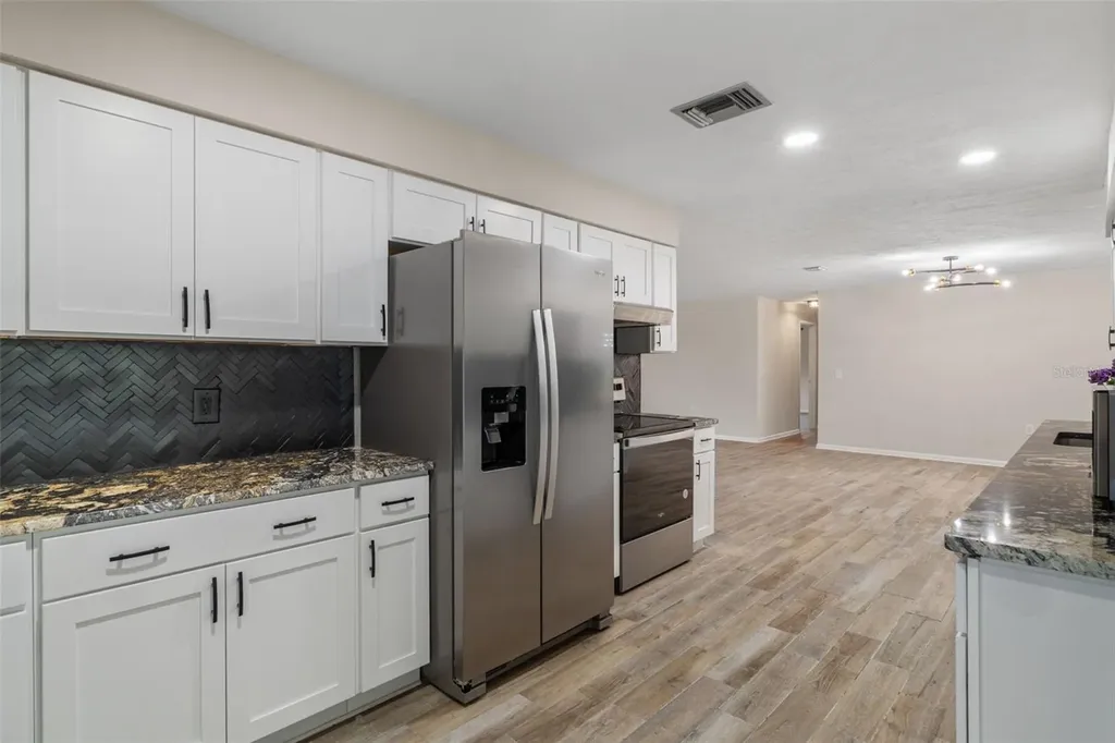 211 S Davis Street Beverly Hills FL 34465