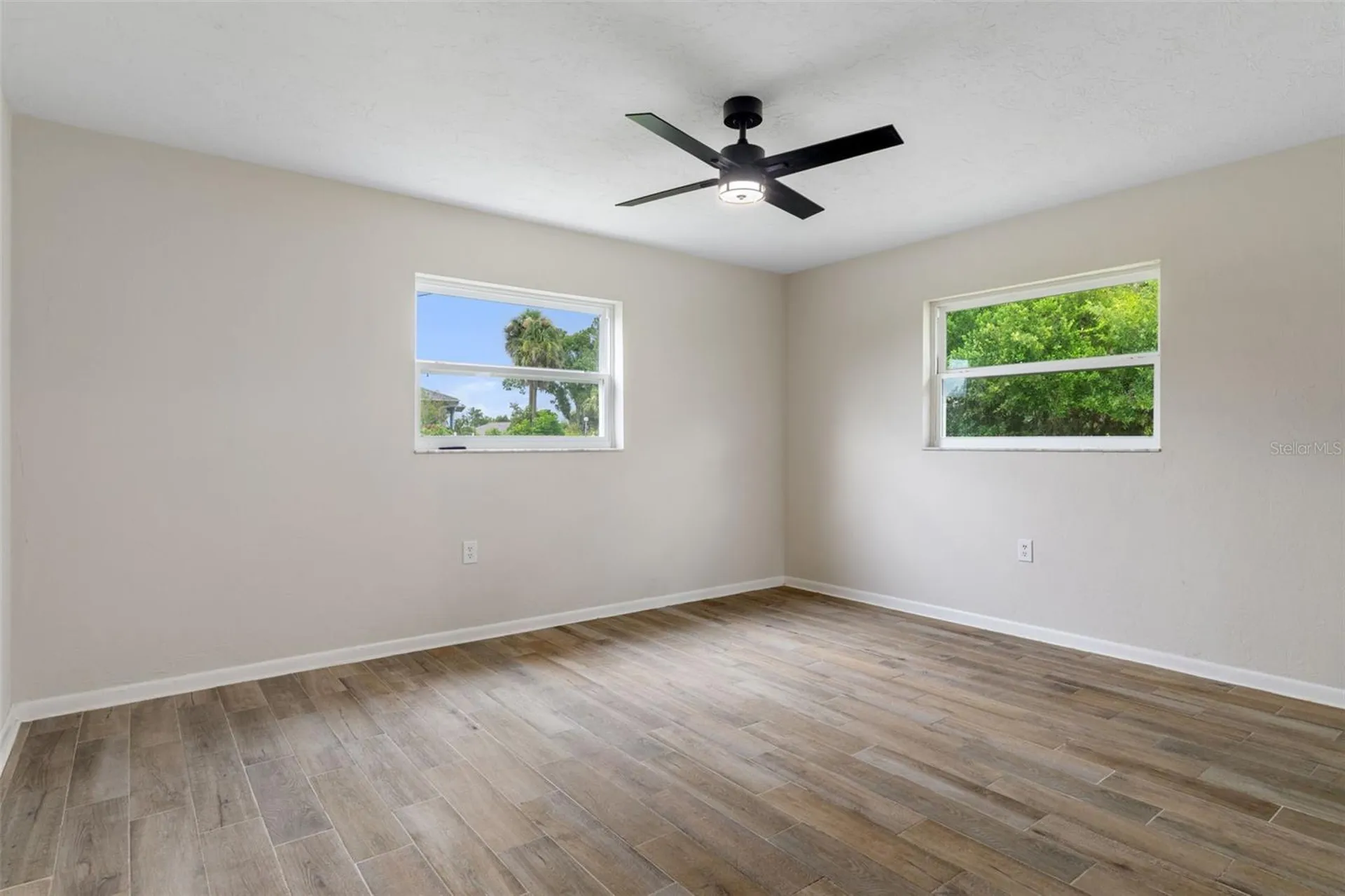 211 S Davis Street Beverly Hills FL 34465
