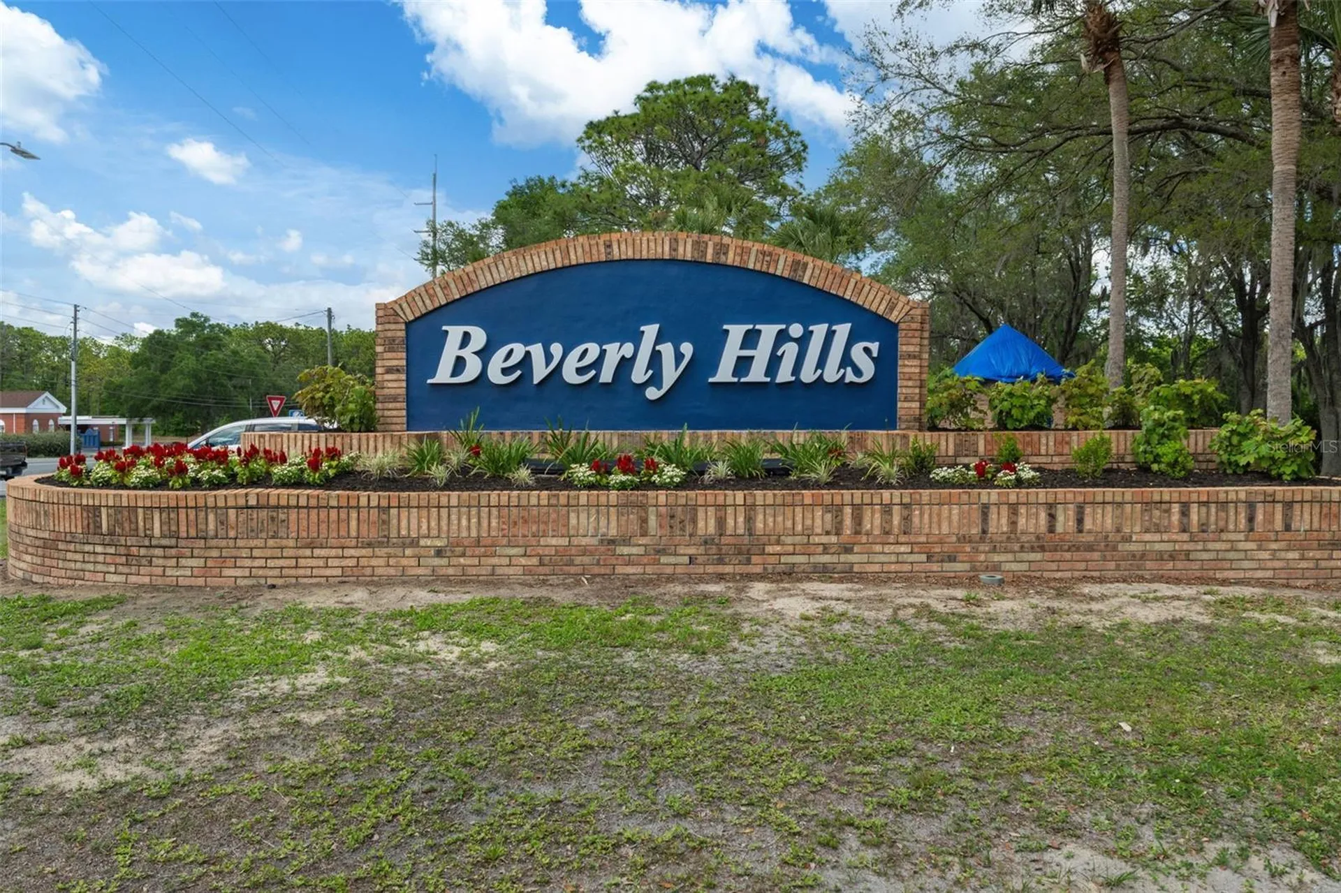 211 S Davis Street Beverly Hills FL 34465