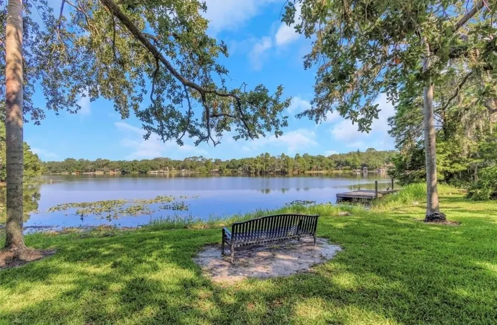 4965 Puritan Circle Tampa FL 33617