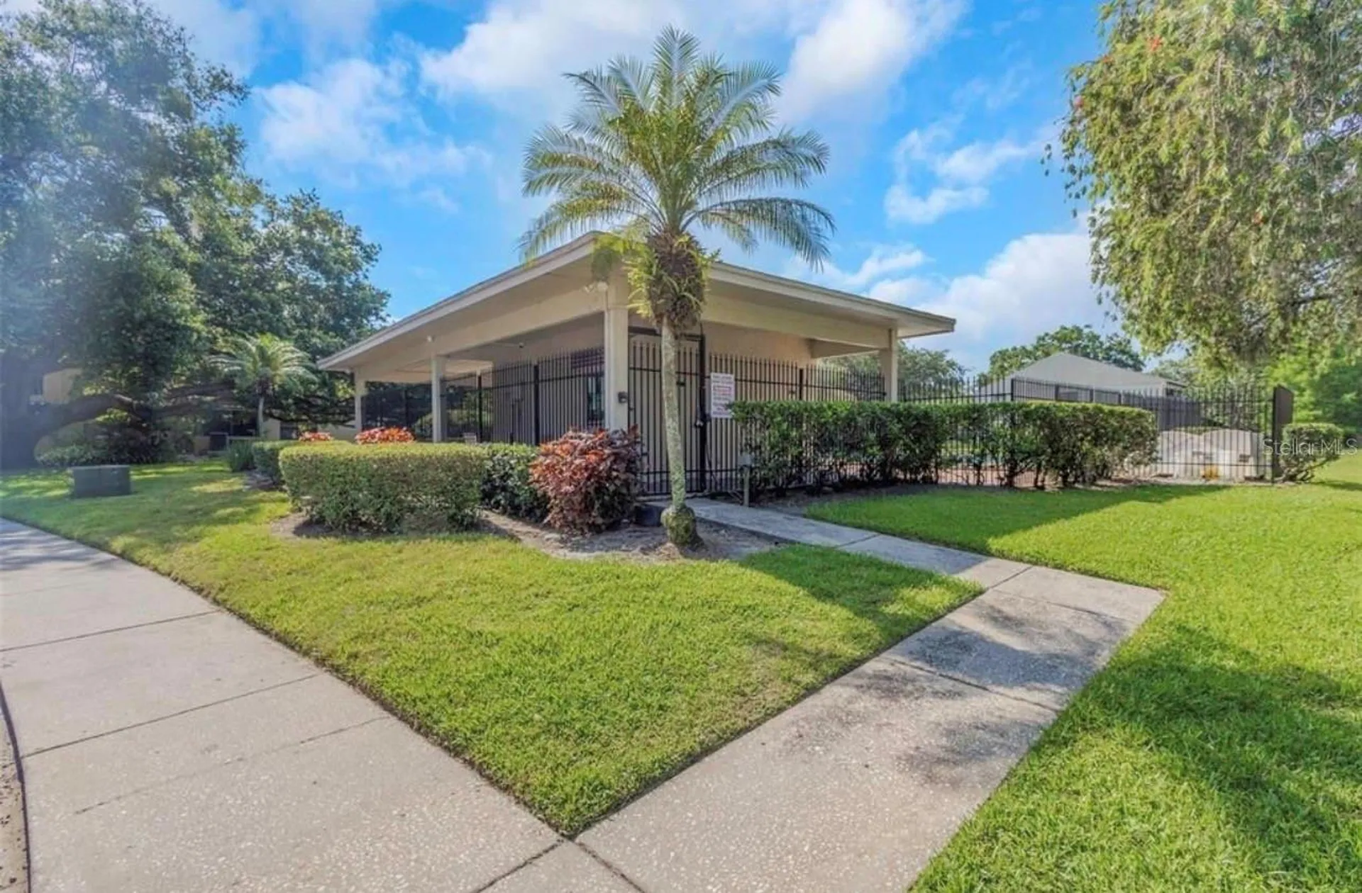 4965 Puritan Circle Tampa FL 33617