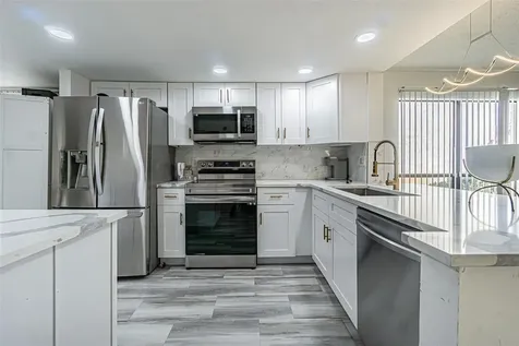 4965 Puritan Circle Tampa FL 33617