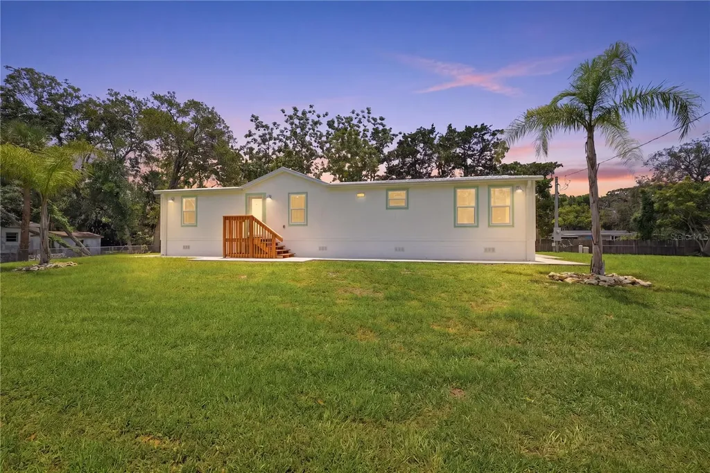 7904 Cadillac Avenue Hudson FL 34667