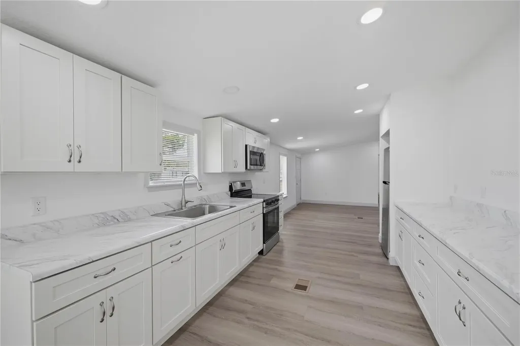 7904 Cadillac Avenue Hudson FL 34667