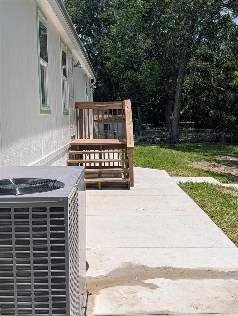 7904 Cadillac Avenue Hudson FL 34667
