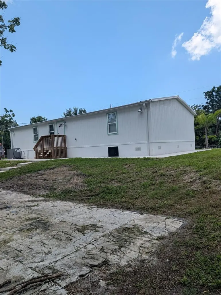 7904 Cadillac Avenue Hudson FL 34667