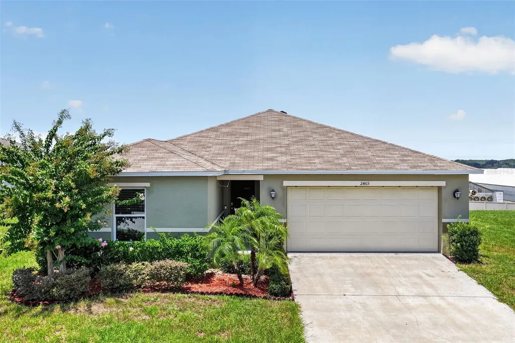 2465 Begonia Street Mascotte FL 34753
