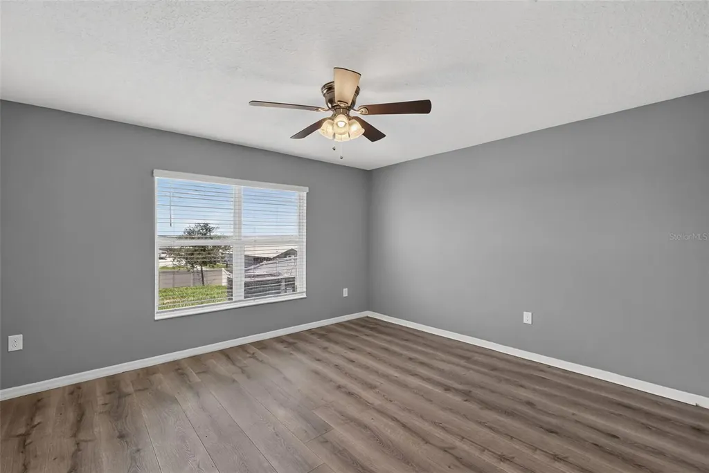 2465 Begonia Street Mascotte FL 34753