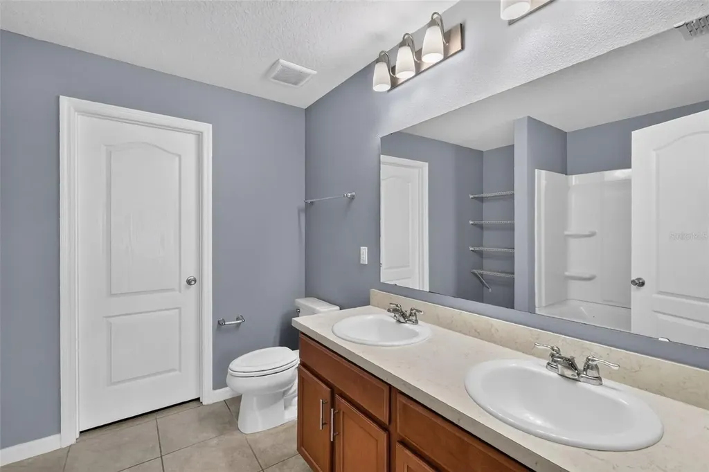 2465 Begonia Street Mascotte FL 34753