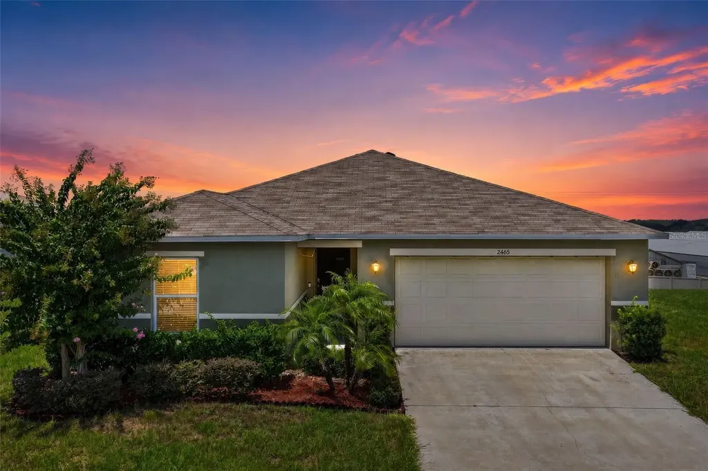 2465 Begonia Street Mascotte FL 34753