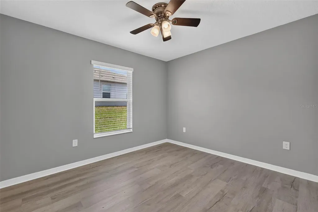 2465 Begonia Street Mascotte FL 34753