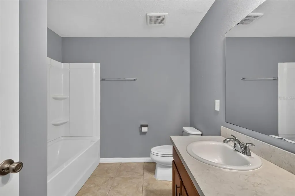 2465 Begonia Street Mascotte FL 34753