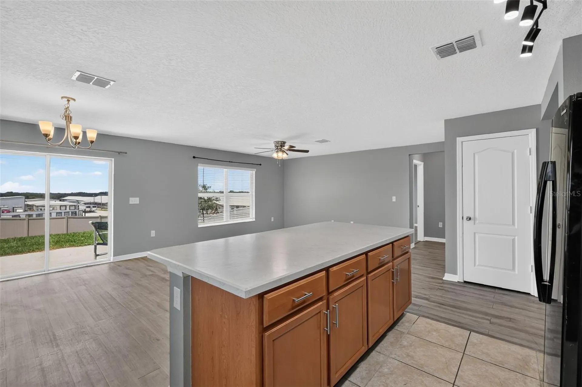 2465 Begonia Street Mascotte FL 34753