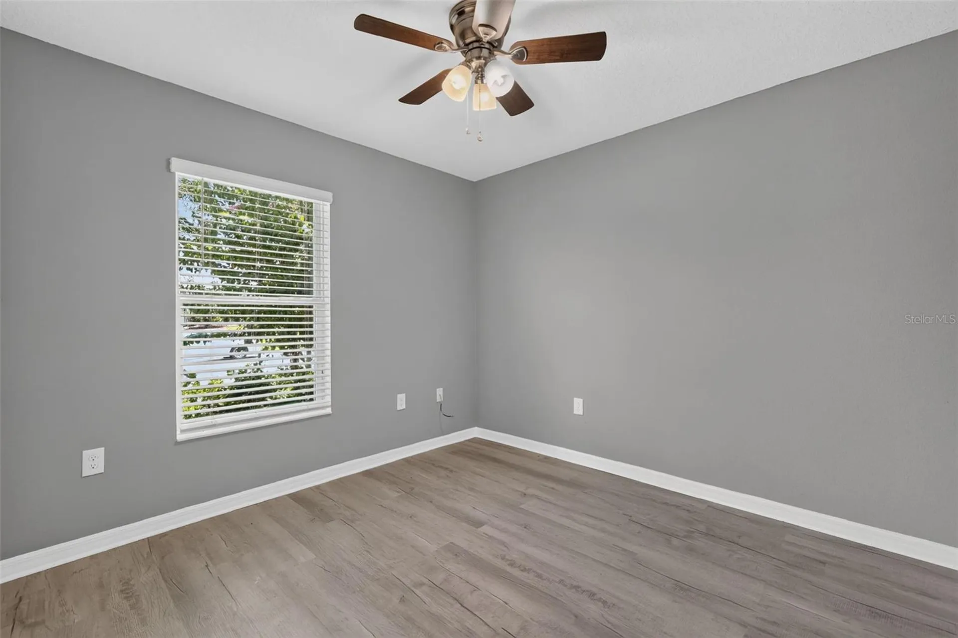 2465 Begonia Street Mascotte FL 34753
