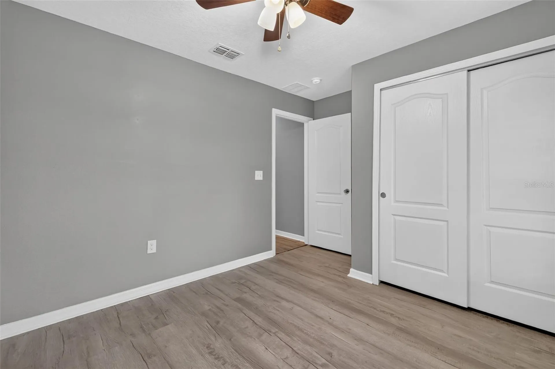 2465 Begonia Street Mascotte FL 34753