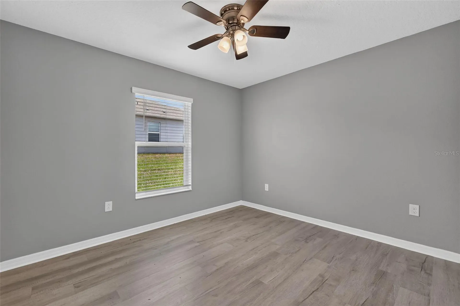 2465 Begonia Street Mascotte FL 34753