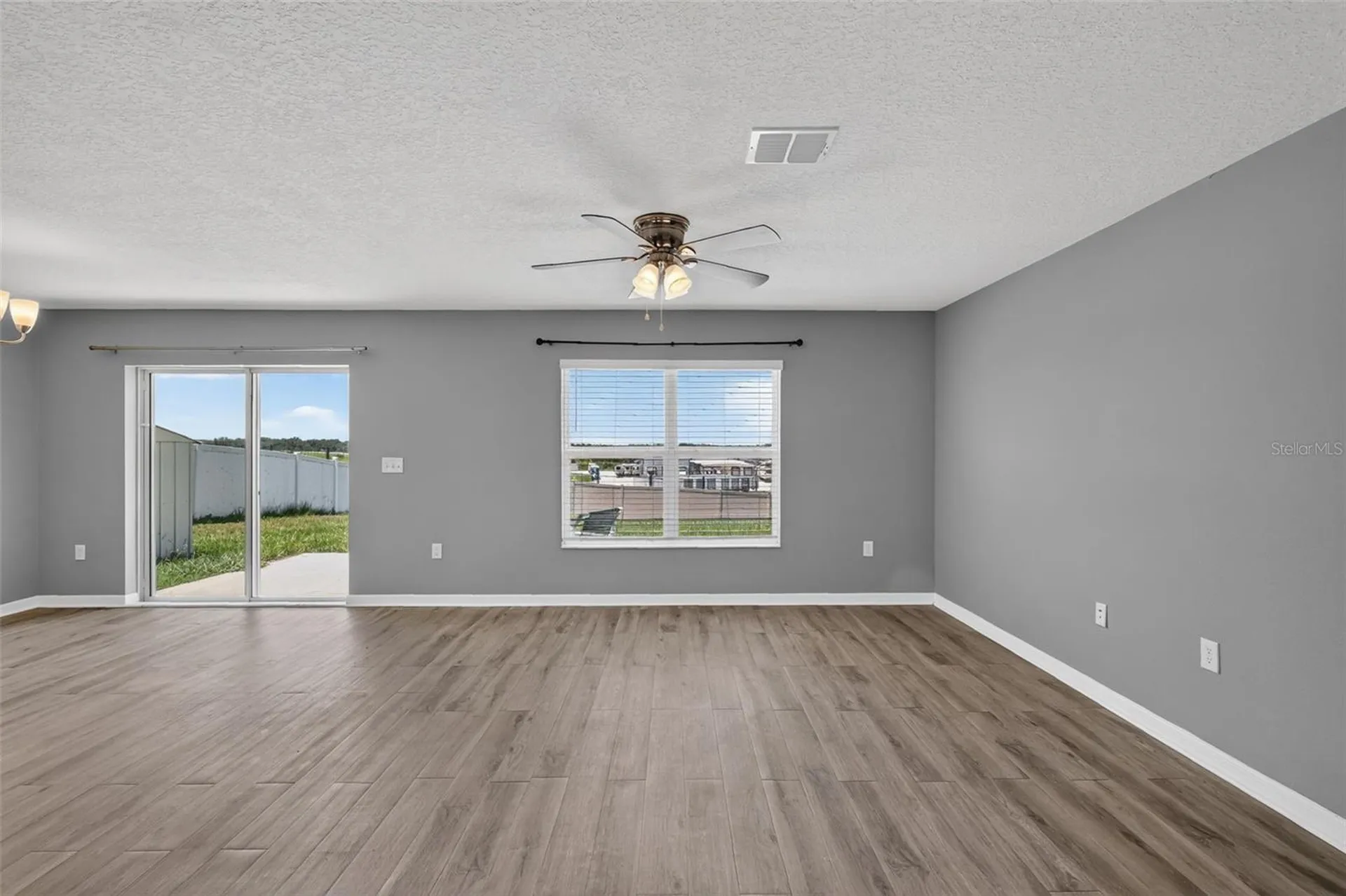 2465 Begonia Street Mascotte FL 34753