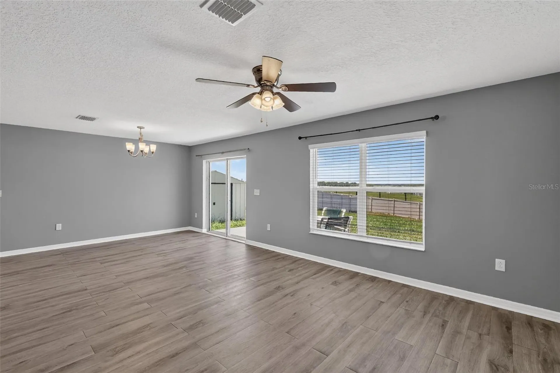 2465 Begonia Street Mascotte FL 34753
