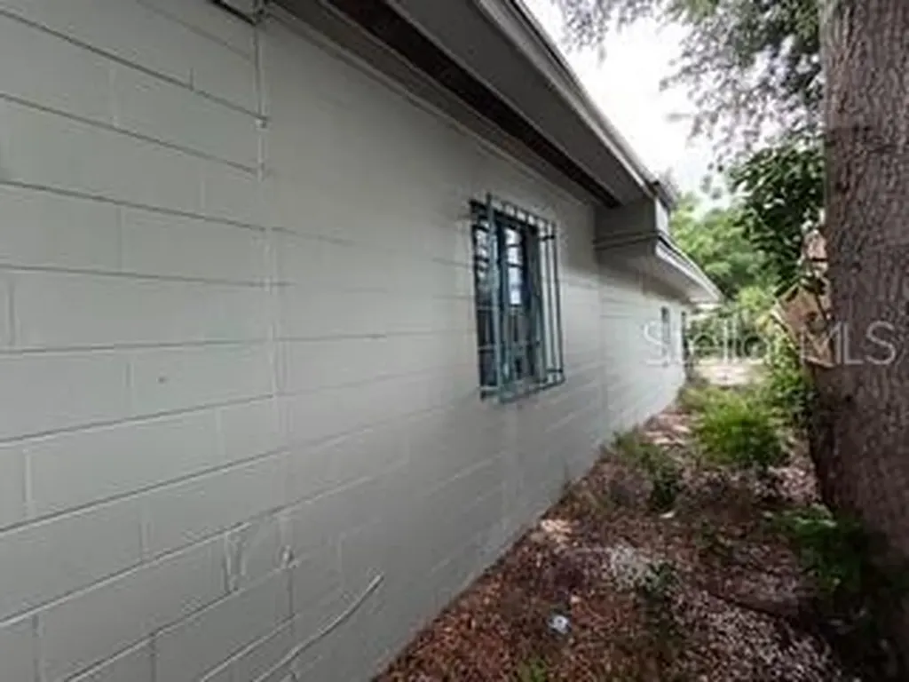 4219 5th Avenue N St Petersburg FL 33713