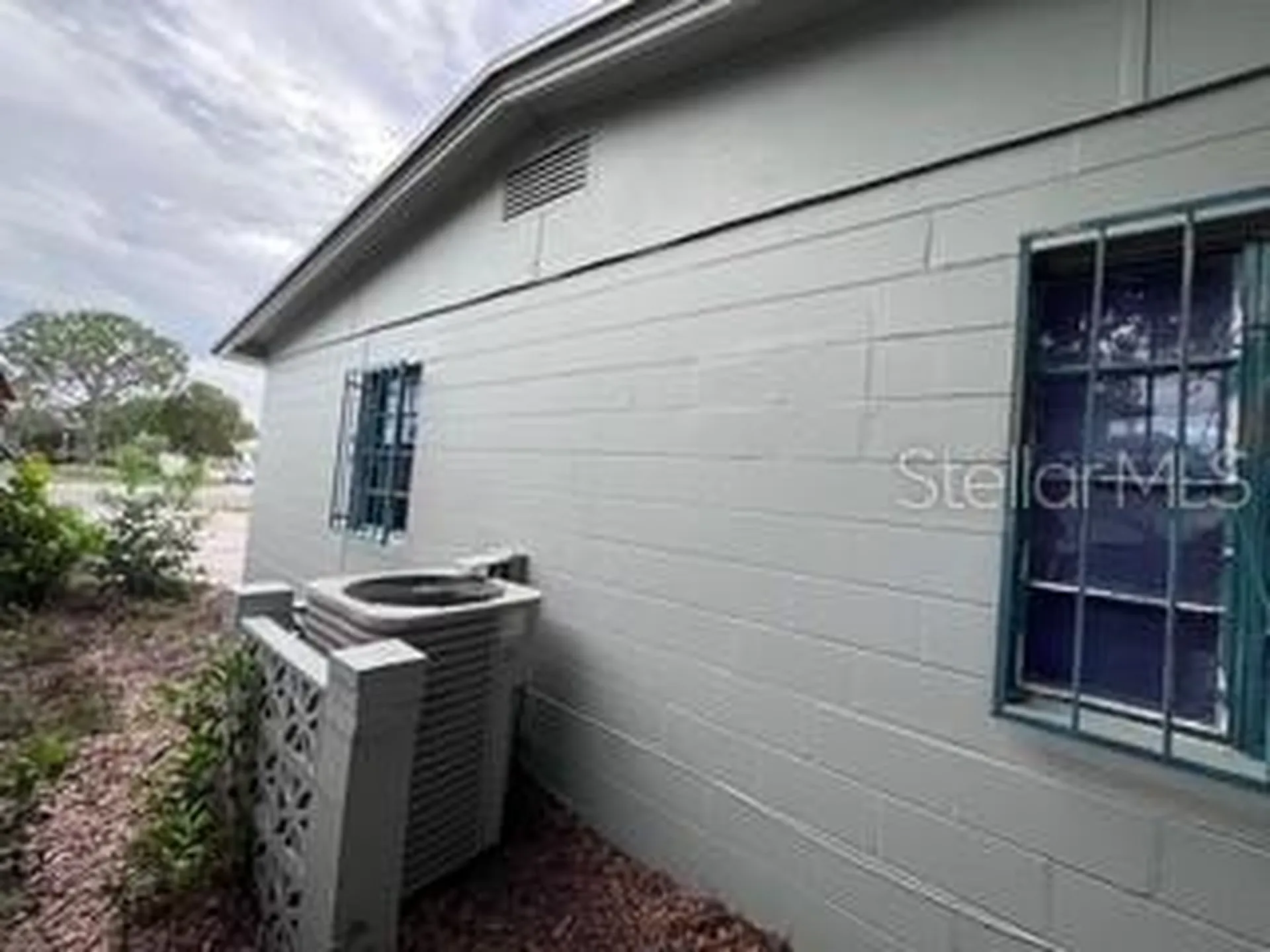 4219 5th Avenue N St Petersburg FL 33713