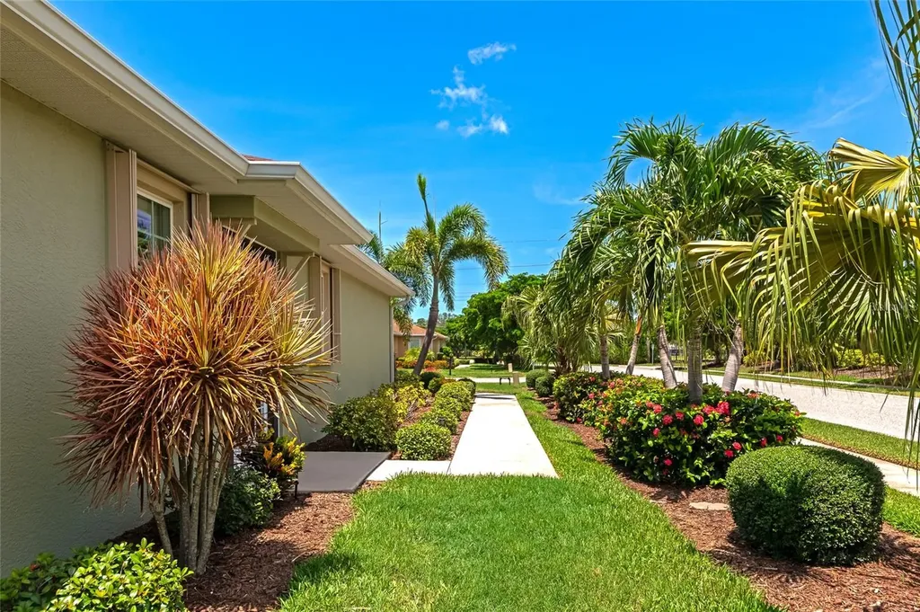 250 Capulet Drive Venice FL 34292