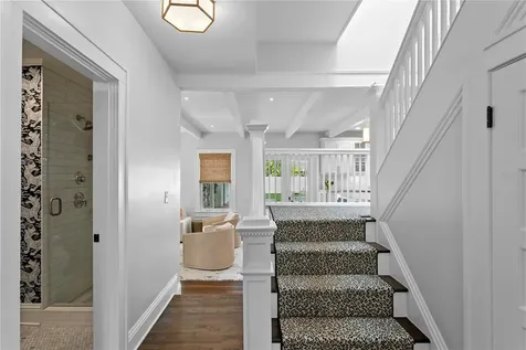2523 W Sunset Drive Tampa FL 33629