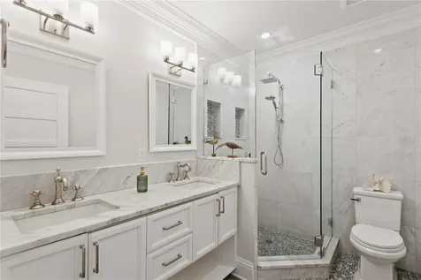 2523 W Sunset Drive Tampa FL 33629