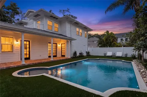 2523 W Sunset Drive Tampa FL 33629