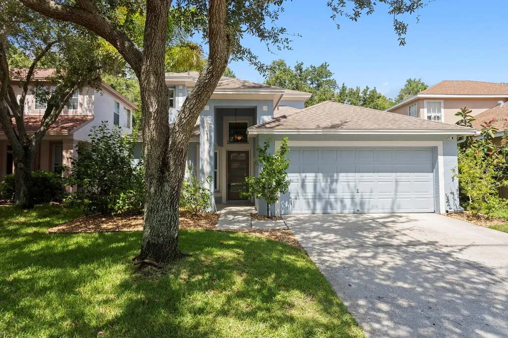 10232 Woodford Bridge Street Tampa FL 33626