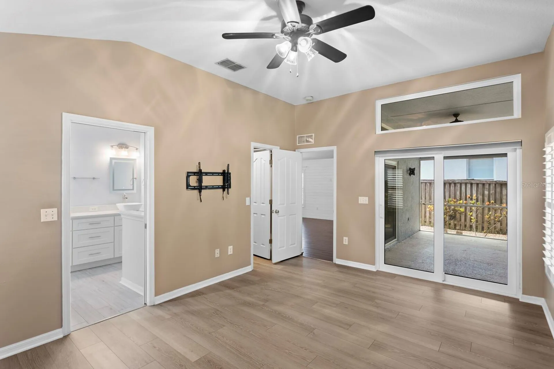 10232 Woodford Bridge Street Tampa FL 33626