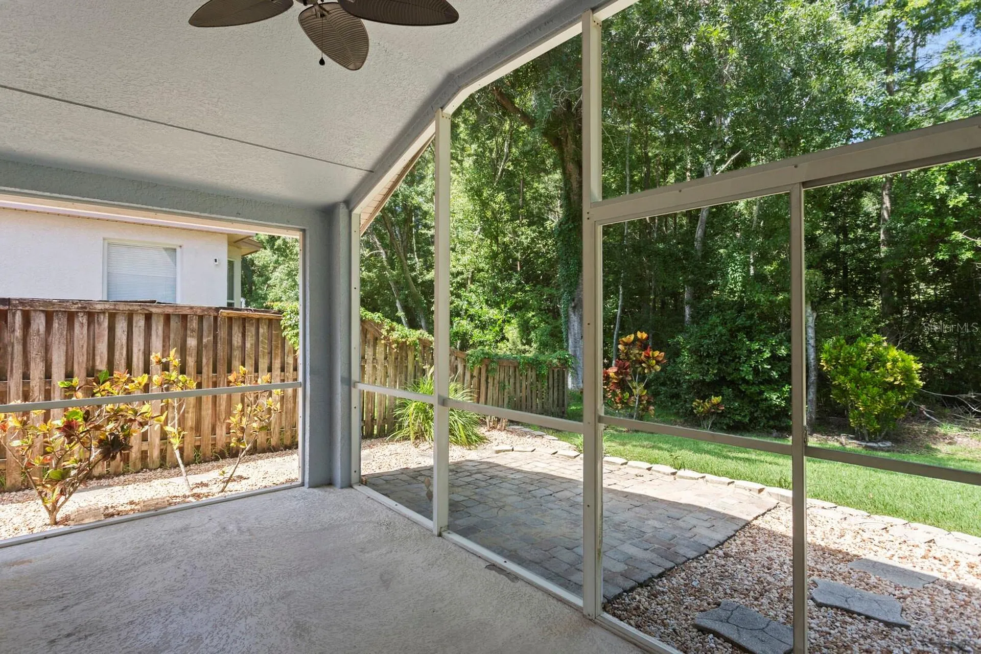10232 Woodford Bridge Street Tampa FL 33626