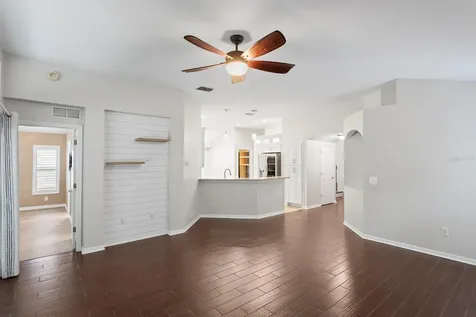 10232 Woodford Bridge Street Tampa FL 33626
