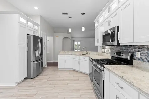 10232 Woodford Bridge Street Tampa FL 33626