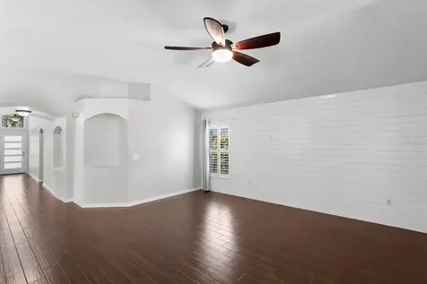 10232 Woodford Bridge Street Tampa FL 33626