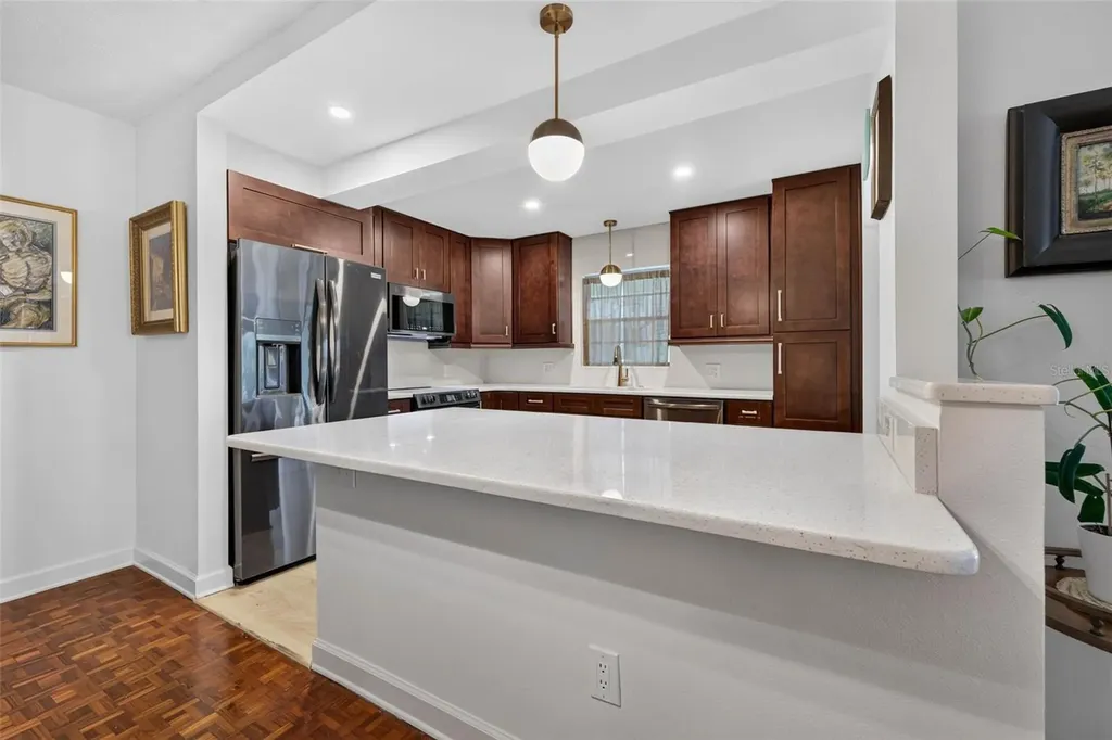 4819 8th Avenue N St Petersburg FL 33713