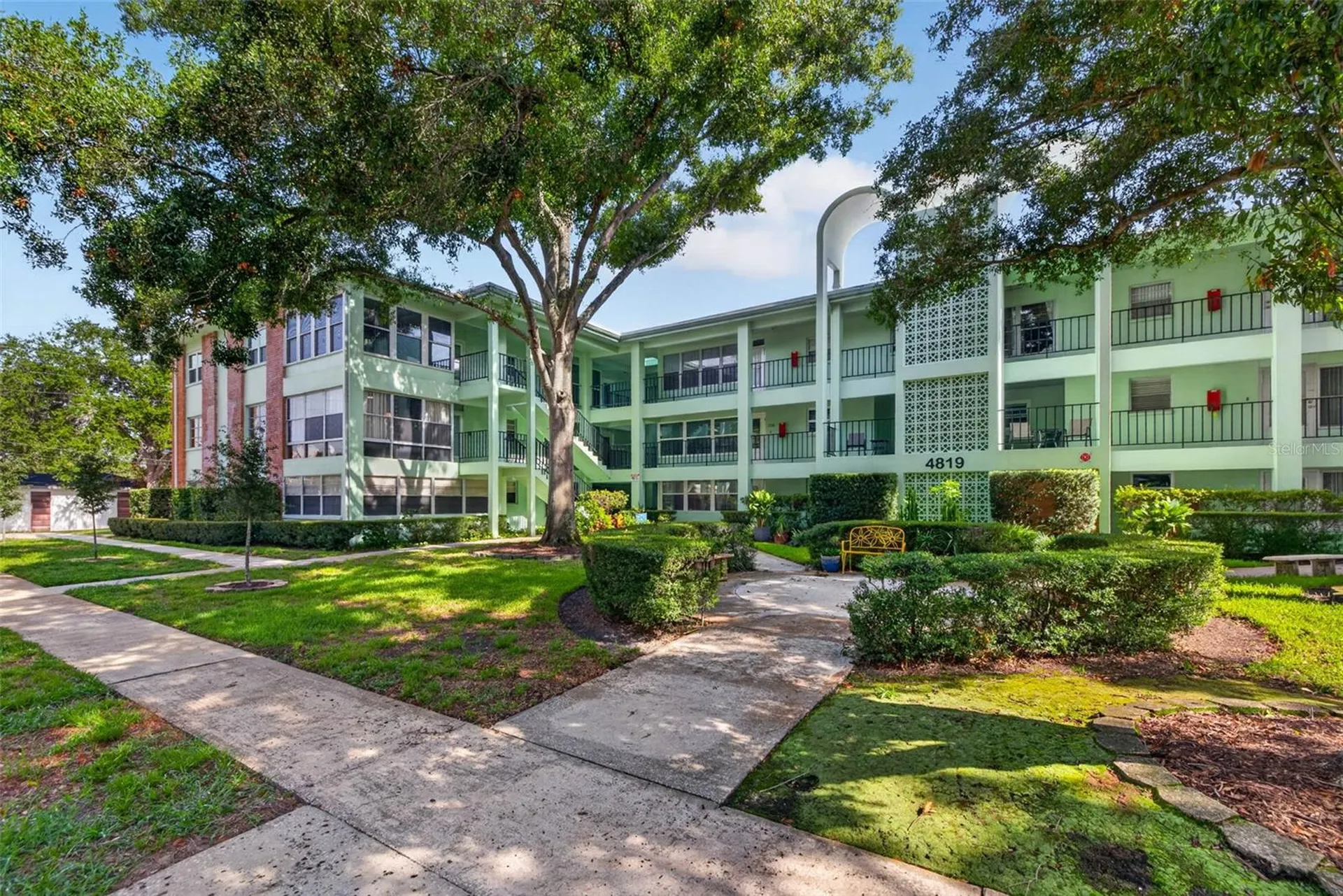 4819 8th Avenue N St Petersburg FL 33713