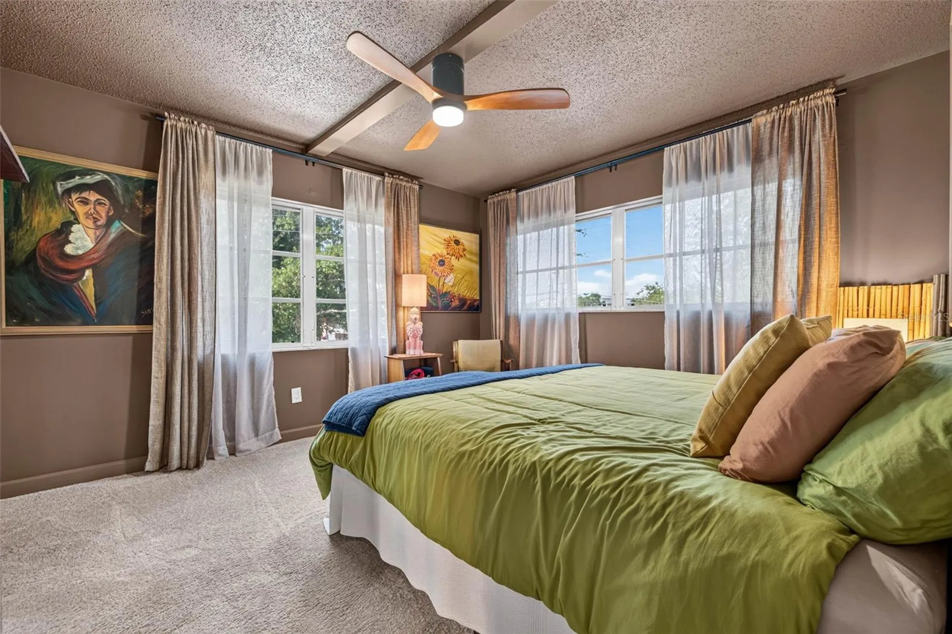 4819 8th Avenue N St Petersburg FL 33713